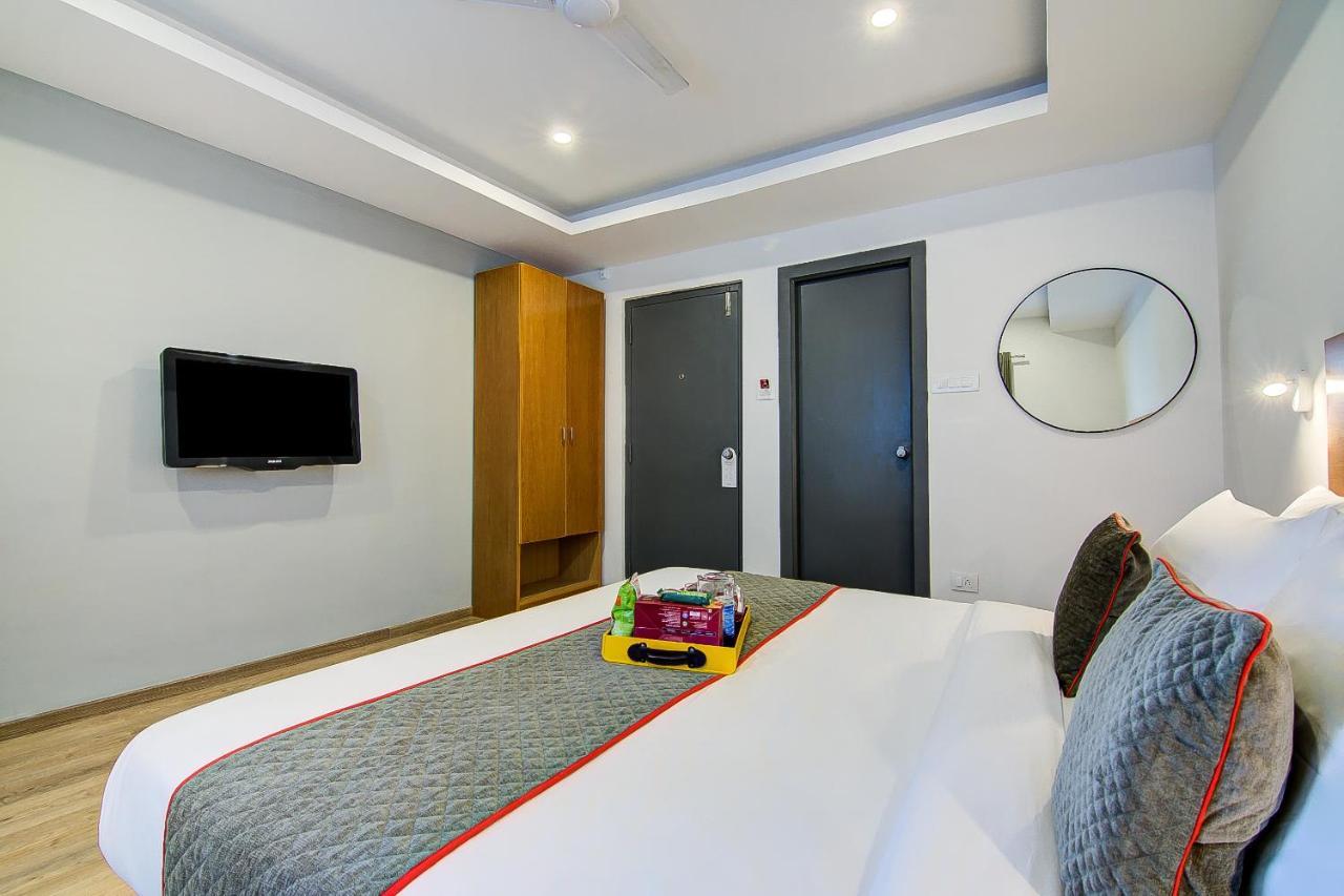 Oyo Townhouse 034 -Halcyon Hitech City Road حيدر أباد المظهر الخارجي الصورة