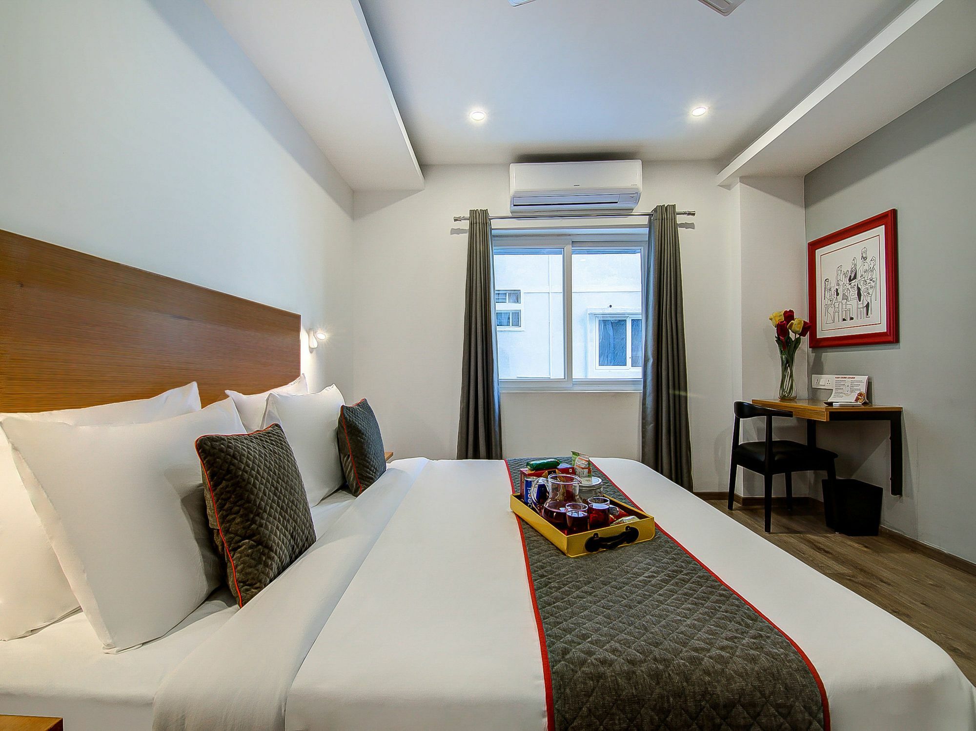 Oyo Townhouse 034 -Halcyon Hitech City Road حيدر أباد المظهر الخارجي الصورة